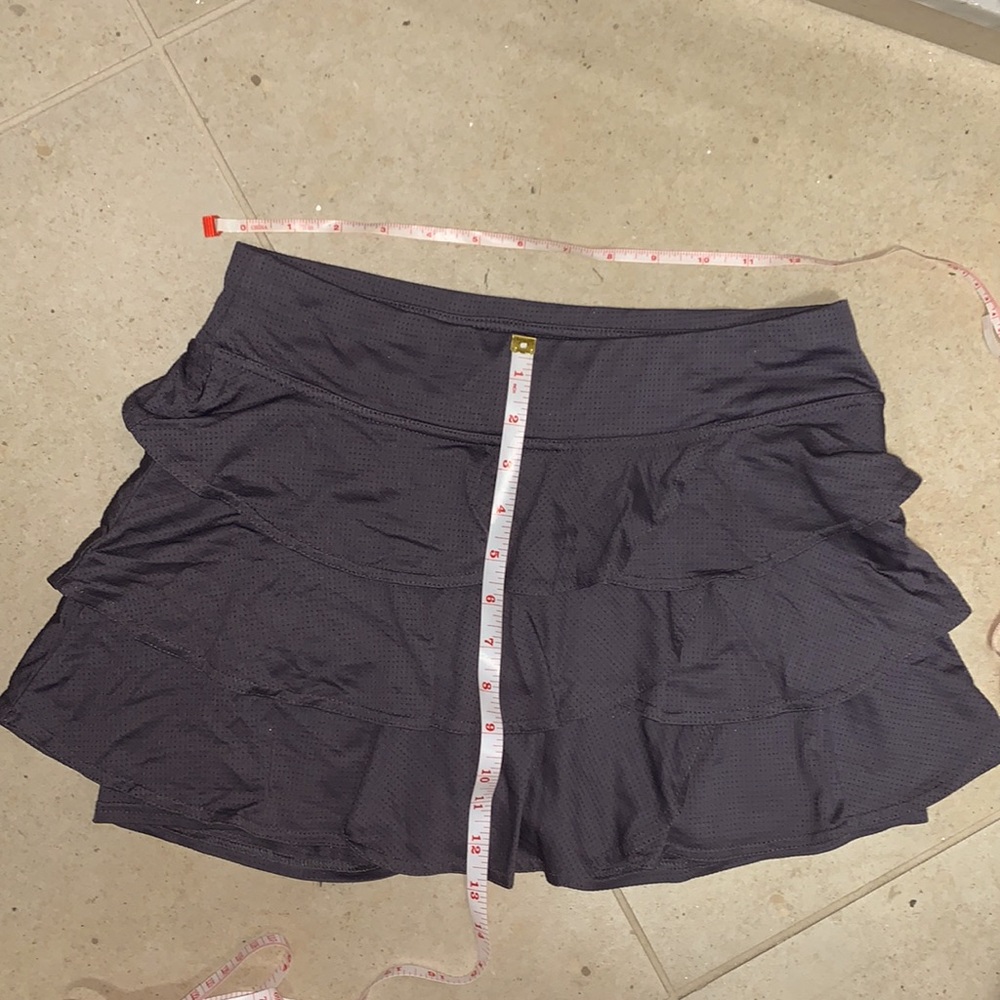 Adorable , comfy dry fit tennis skirt, size small 4 to 6